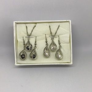 Classic Faux Pearl Necklace & Earrings Set - Timeless Elegance